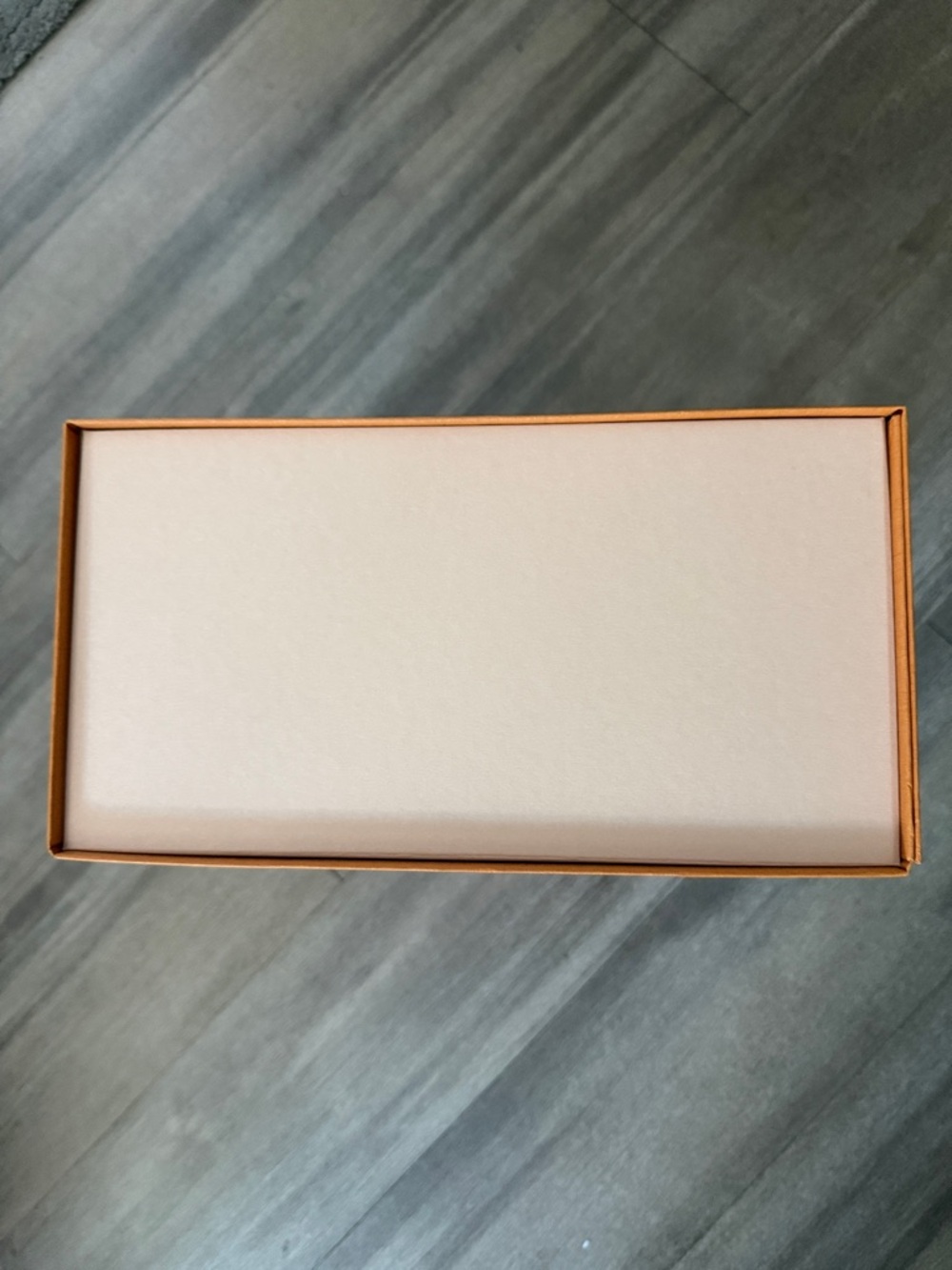 Louis Vuitton Square Box - Picture 9 of 10